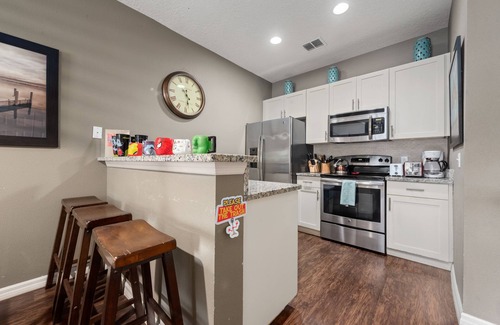 Kissimmee House | Hotel Style comfortable beds 🛏️