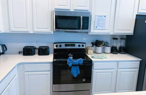 Kissimmee Bed & Breakfast | Hotel Styled Bedrooms in a Villa