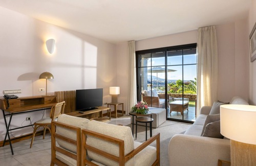 Costa Adeje Hotel | Hotel Suite Villa María