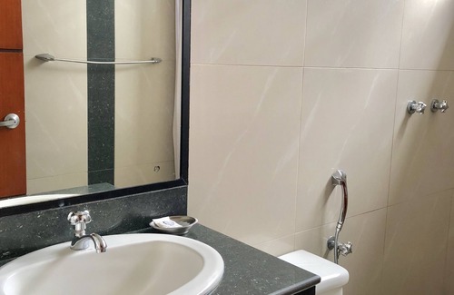 Simon Bolivar Hotel | Hotel Suites Guayaquil
