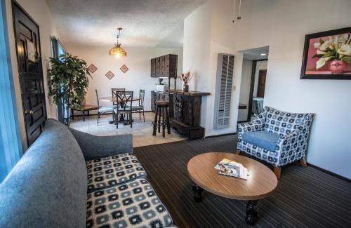 Playa Ensenada Hotel | Hotel Suites Malena