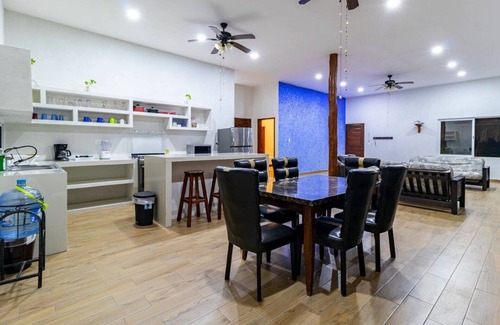 Bacalar House | Hotel & Suites Oasis Bacalar "Suite Aves"