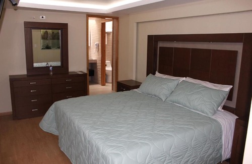 San Luis Potosi Hotel | Hotel & Suites Victoria