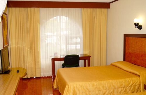Morelia Hotel | Hotel & Suites Villa del Sol