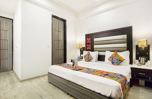 Karol Bagh Hotel | Hotel Suncourt Corporate