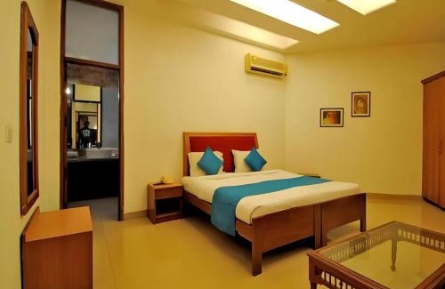 Kalkaji Hotel | Hotel Sunrise Villa at Kalkaji