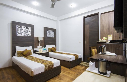 Karol Bagh Hotel | Hotel Sunstar Heights