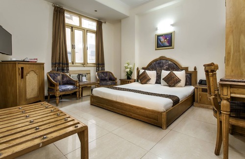 Karol Bagh Hotel | Hotel Sunstar Residency