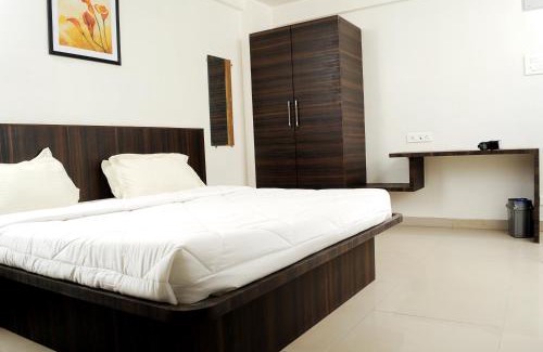 Hadapsar Hotel | Hotel Suresh Inn