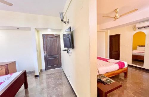 Puri Hotel | Hotel Surya Beach inn ! PURI near-sea-beach-and-temple fully-air-conditioned-hotel with-lift-and-parking-facility
