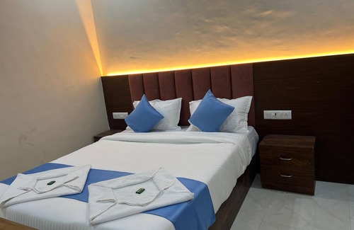 Andheri East House | hotel surya grand