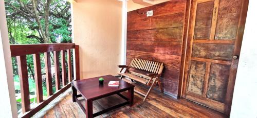 Montezuma Hotel | Hotel Tajalin - Montezuma Beach