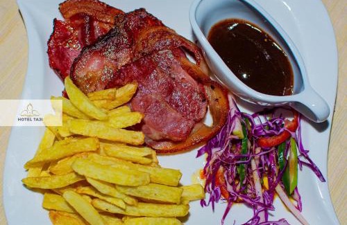 Nanyuki Hotel | HOTEL TAJI NANYUKI