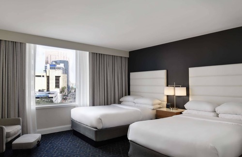 Downtown Tampa Hotel | Hotel Tampa Riverwalk
