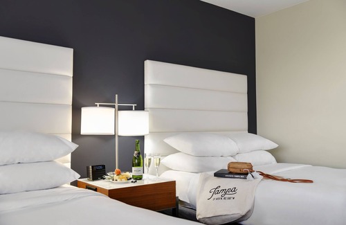 Downtown Tampa Hotel | Hotel Tampa Riverwalk