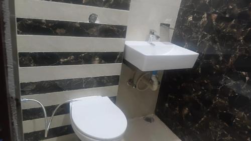 Batala Hotel | Hotel Tasty Bites and Resturant
