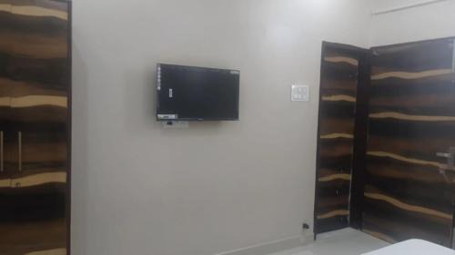 Batala Hotel | Hotel Tasty Bites and Resturant