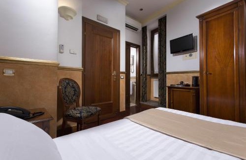 Rione VI Parione Hotel | Hotel Teatro Pace