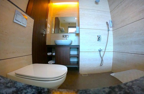 Indore Hotel | Hotel The Bellevue