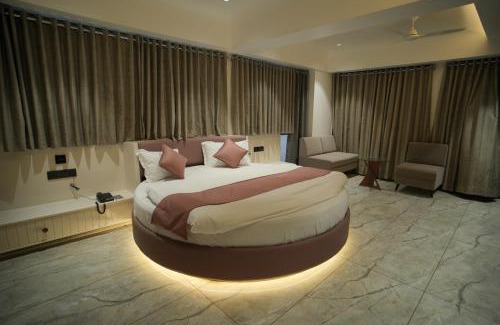 Gandhinagar Hotel | Hotel The Grand View,Gandhinagar