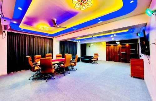Nashik Hotel | Hotel The Infinity inn