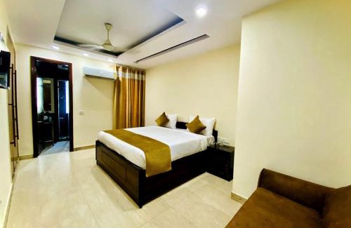 Kalkaji Apartment | Hotel The JPM - Kalka Ji