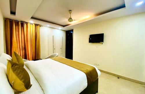 Kalkaji Apartment | Hotel The JPM - Kalka Ji