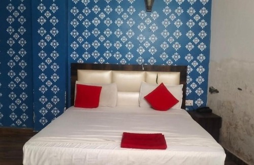 Vasant Kunj Hotel | Hotel The Mars