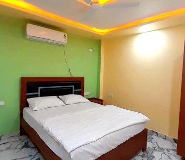 Bodh Gaya Hotel | Hotel THE PRINCE Bodh Gaya Near Temple & The Great Buddha Statue Fully Air Conditioning Rooms