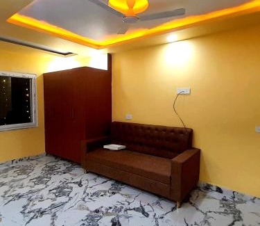 Bodh Gaya Hotel | Hotel THE PRINCE Bodh Gaya Near Temple & The Great Buddha Statue Fully Air Conditioning Rooms