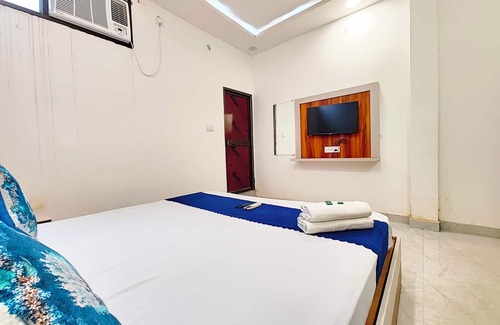 Ayodhya Hotel | Hotel The Ram Krishna Palace Ayodhya