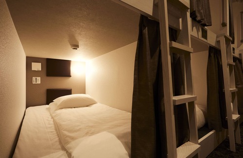 Nishi Hotel | Hotel The Rock