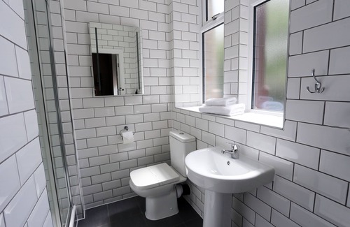 Anfield Hotel | Hotel Tia