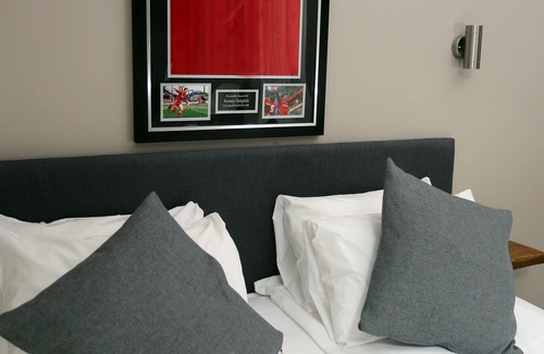 Anfield Hotel | Hotel Tia