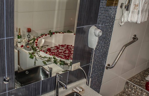 Historical Center Hotel | Hotel Tikary