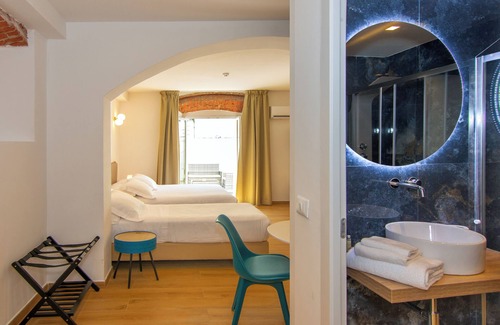Marina di Massa Hotel | Hotel Tirreno