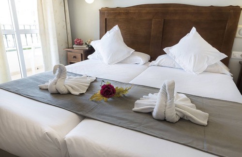 Nerja City Centre Hotel | Hotel Toboso Chaparil