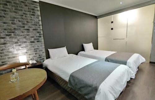 Yeon-dong Hotel | Hotel Tong Yeondong Jeju