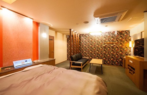 Toyama Hotel | Hotel Torni ホテル トルニ