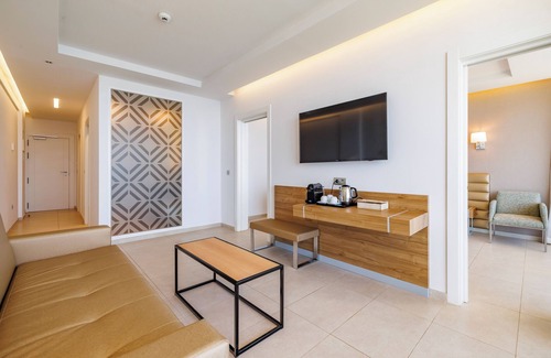 Figueretas Hotel | Hotel Torre Del Mar