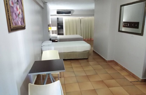 Campo Alegre Hotel | Hotel Tower House Suites
