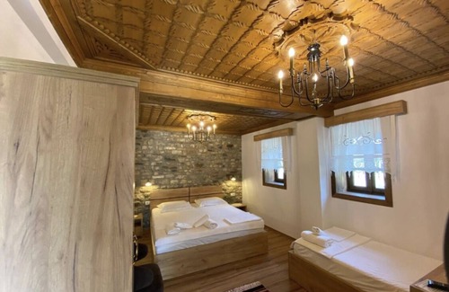 Berat House | HOTEL & TRADITIONAL FOOD ANSEL