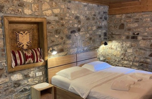Berat House | HOTEL & TRADITIONAL FOOD ANSEL