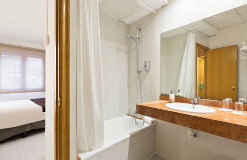 La Salut Hotel | Hotel Travessera