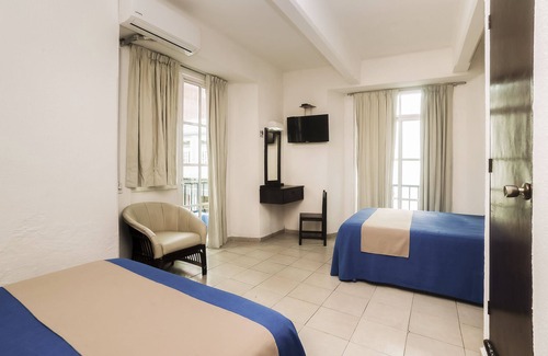 Old Town Hotel | Hotel Trianon
