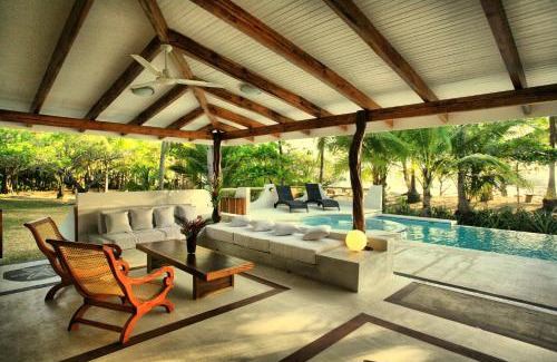 Playa Santa Teresa Hotel | Hotel Tropico Latino