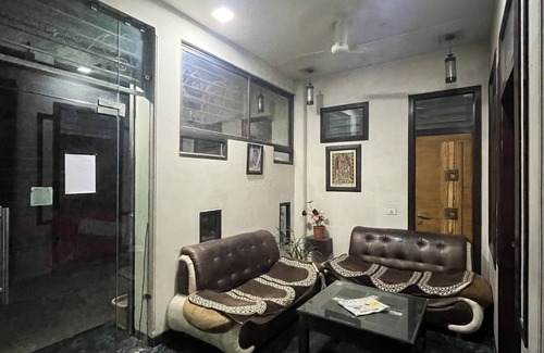 Mathura Hotel | Hotel Tushar Residency