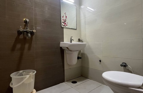 Mathura Hotel | Hotel Tushar Residency