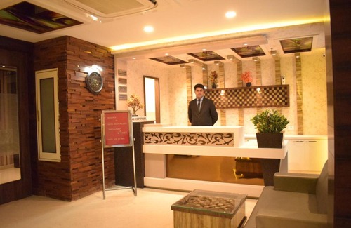 Varanasi Hotel | Hotel Uday Palace