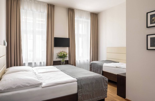 Prague 2 Hotel | Hotel Unique